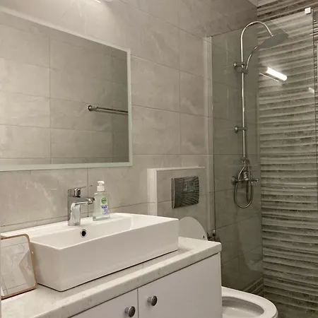 Pleasant Villa, 90 Meters From The Sea Διαμέρισμα